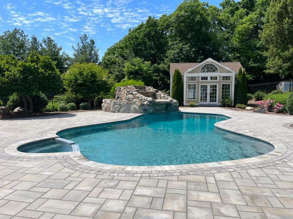 The Cost of Customizing Your Gunite Inground Pool: Design and Accessories
