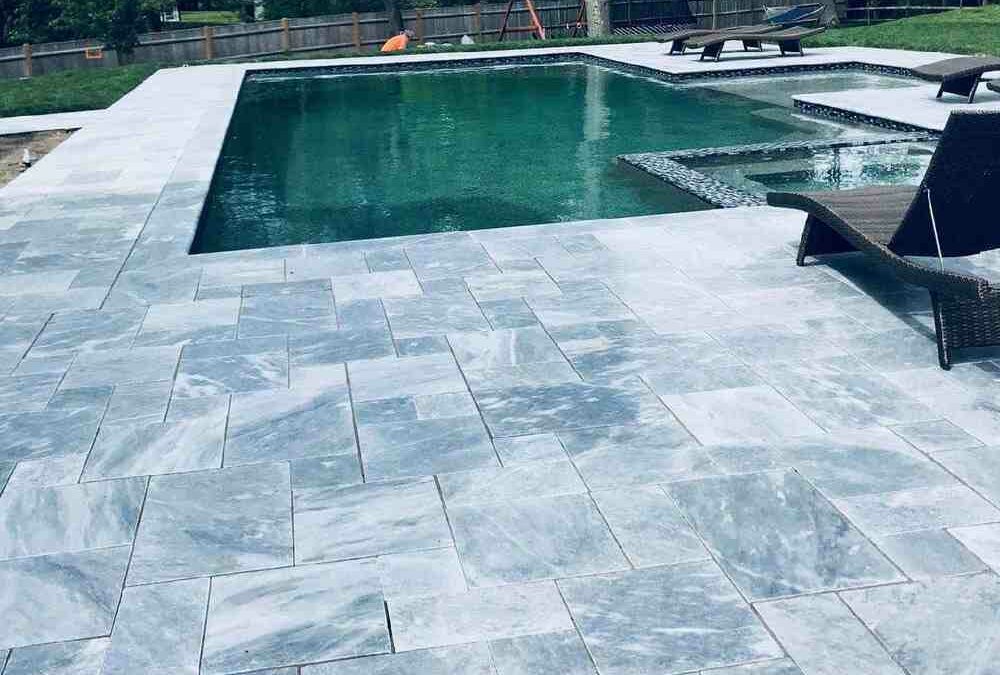 Local Heroes: Best Pool Liner Installation Services Nearby