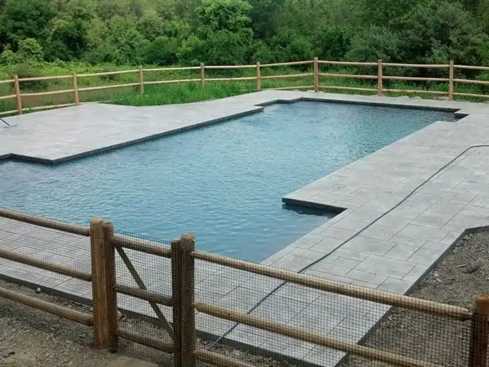 Pool Deck Construction: Your Blueprint for Backyard Bliss
